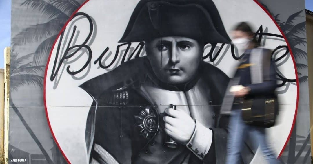, Caricature, cabotinage et raccourcis historiques: pourquoi le cinéma représente souvent mal Napoléon