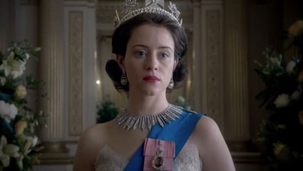 Claire Foy dans The Crown