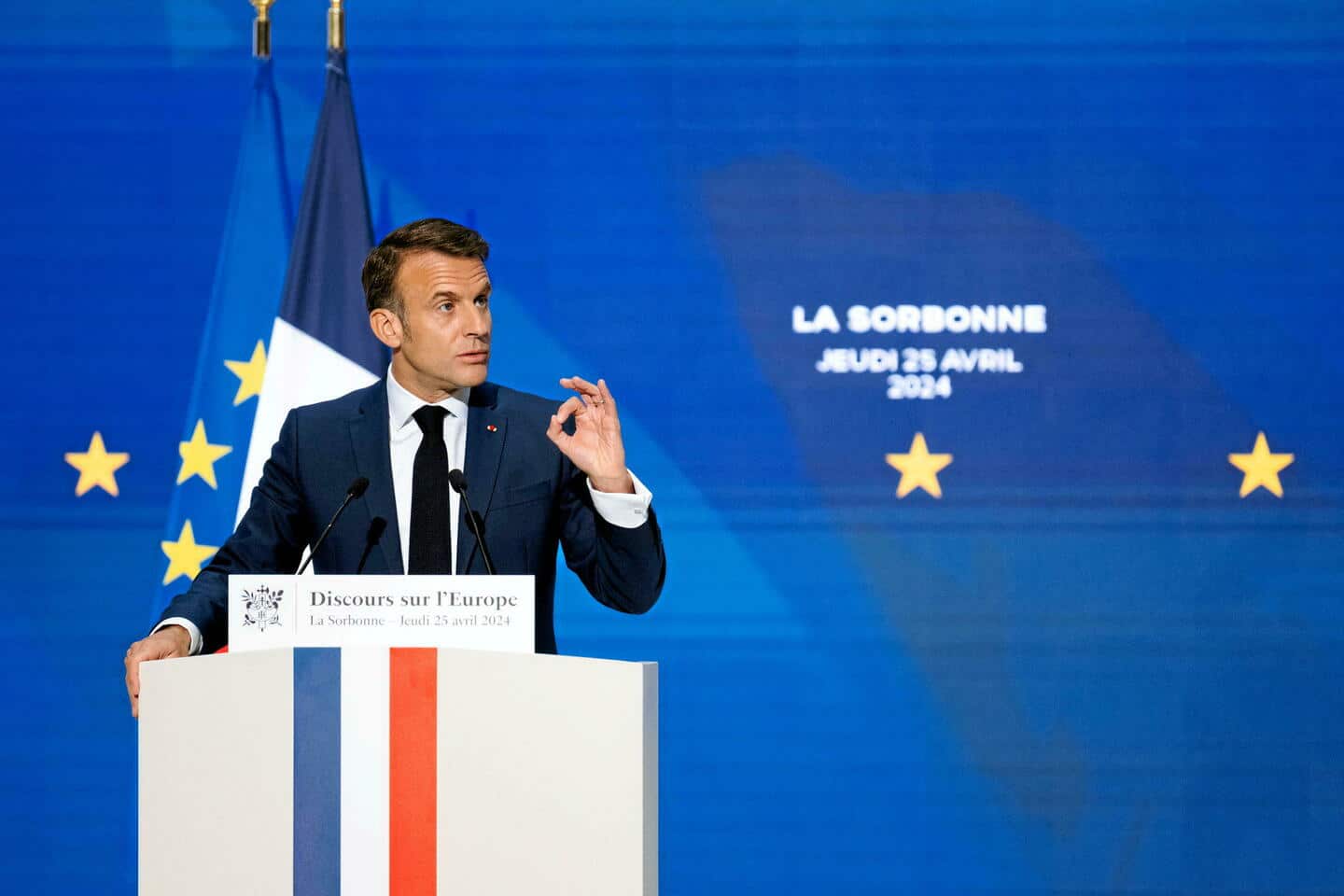, Actualités nationales: Macron appelle à retrouver la « maîtrise » des frontières en Europe #France