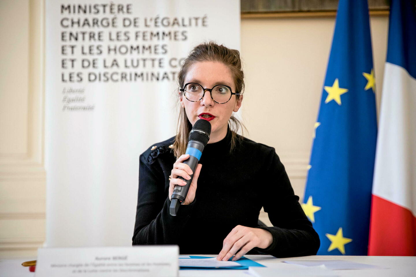 , Actualités France: Aurore Bergé critique des étudiants « incultes » ou « antisémites » #France